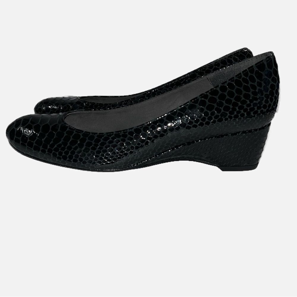 Stuart Weitzman / Snake Embossed Patent Leather P… - image 4